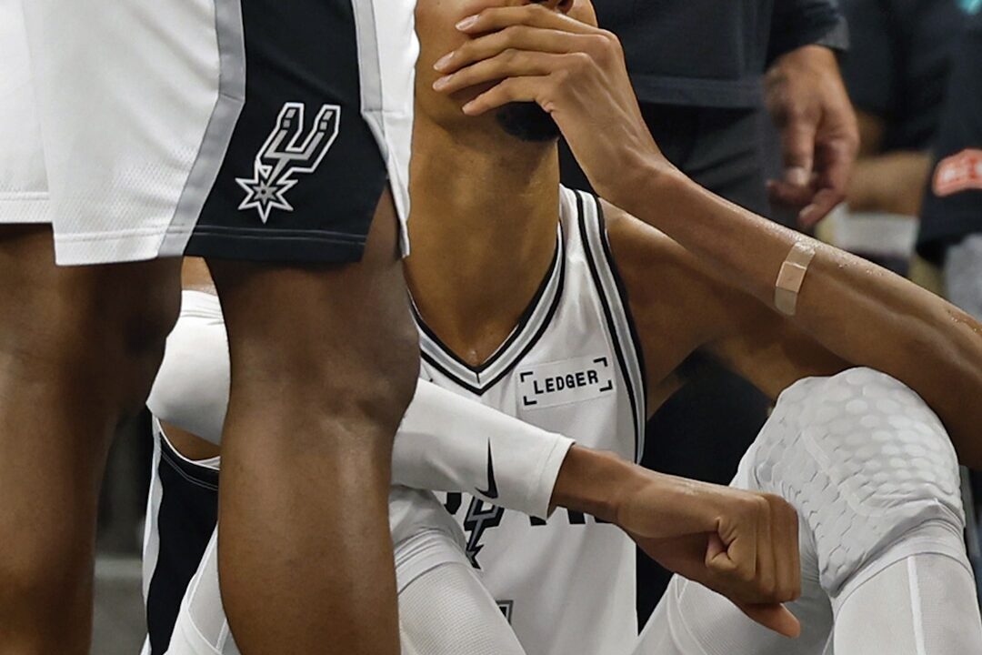 NBA Star Victor Wembanyama Exits Game With Concussion After Fall