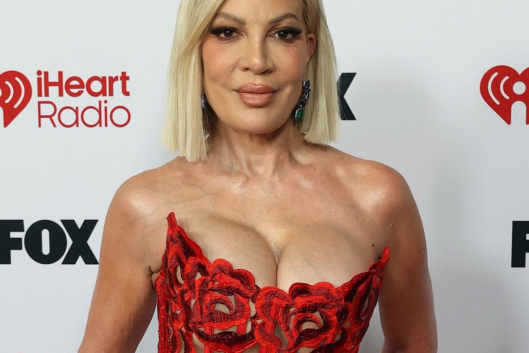 Tori Spelling and 4 of Her Kids Hospitalized After Car Crash