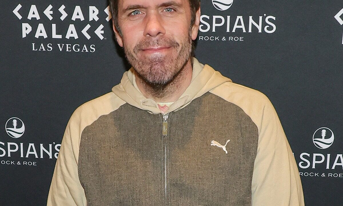 Perez Hilton Needs Surgery After Extreme Blood Loss During Livestream