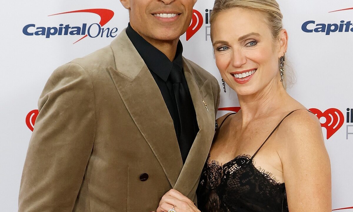 Amy Robach and T.J. Holmes Get Married 4 Years After GMA3 Scandal